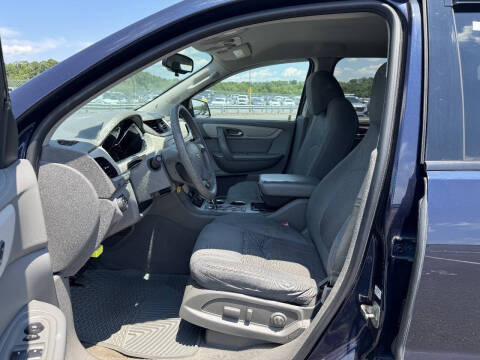 2017 Chevrolet Traverse LS