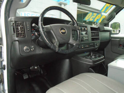 2017 Chevrolet Express 2500