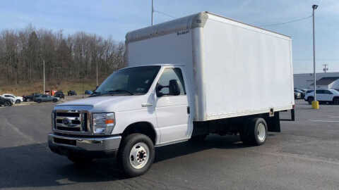 2017 Ford E-Series E-450 SD