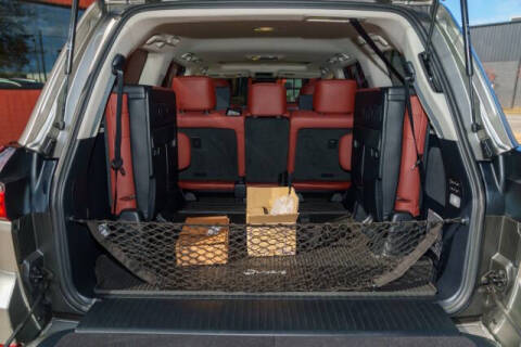 2021 Lexus LX 570 Three-Row