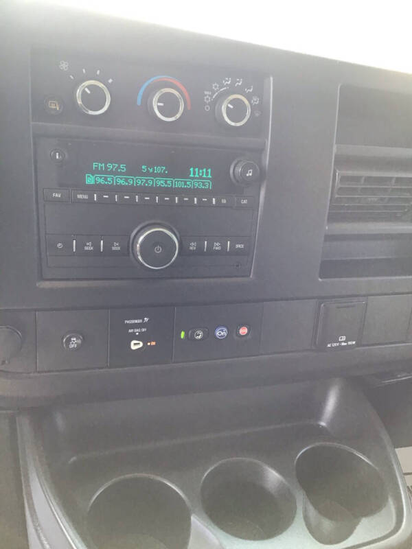 2023 Chevrolet Express 2500