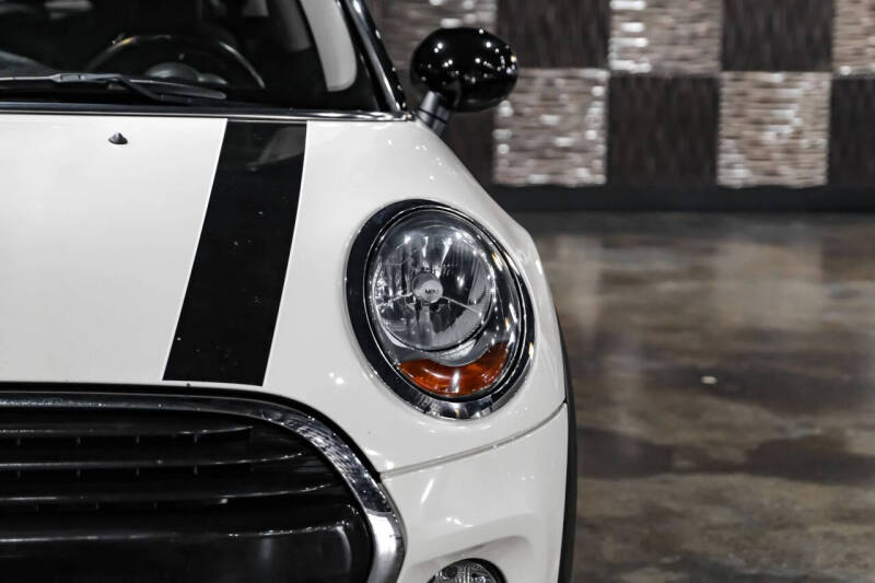 2017 MINI Hardtop 2 Door Cooper