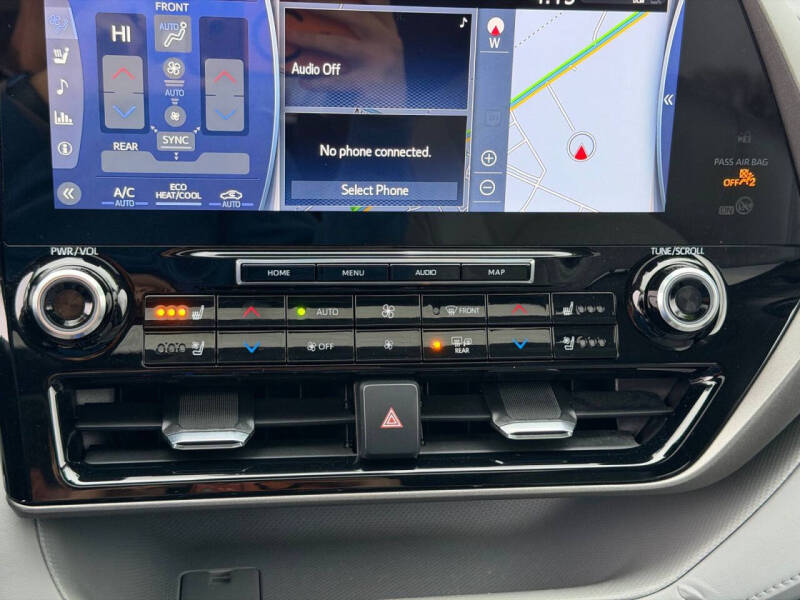 2022 Toyota Highlander Hybrid Limited