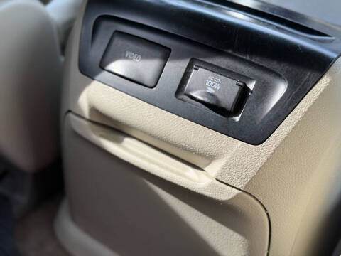 2015 Toyota Sienna XLE Premium 8-Passenger