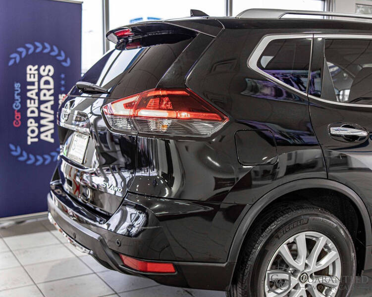 2020 Nissan Rogue SV