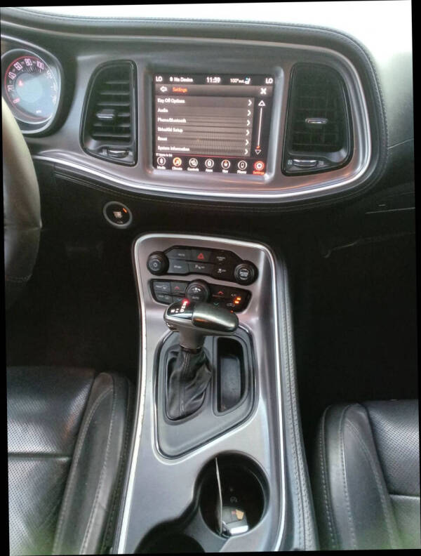 2020 Dodge Challenger SXT