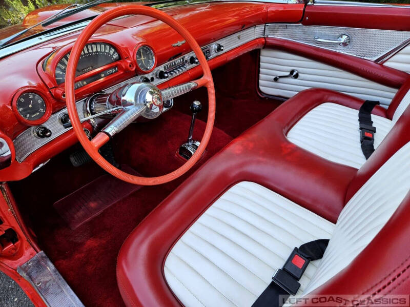 1955 Ford Thunderbird
