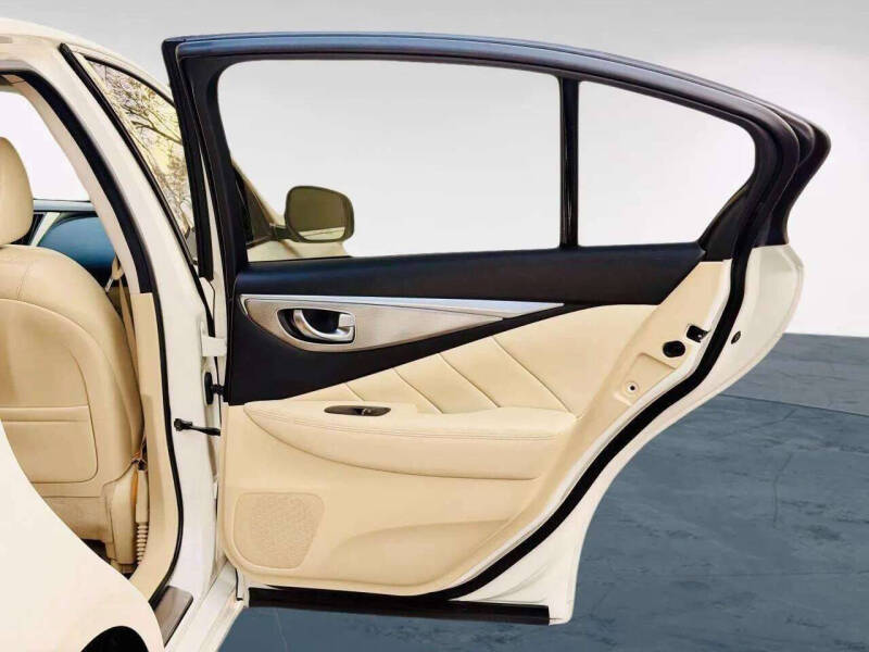 2016 Infiniti Q50 3.0T Premium