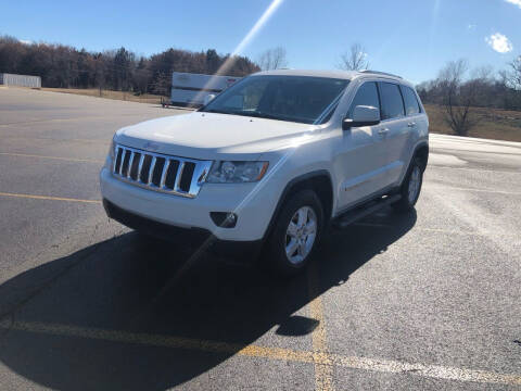 2011 Jeep Grand Cherokee for sale at A&P Auto Sales in Van Buren AR