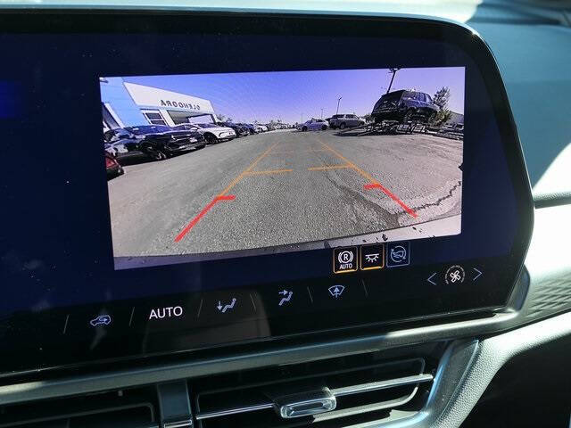 2026 Chevrolet Equinox EV LT 1