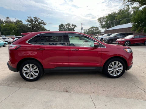 2022 Ford Edge Titanium