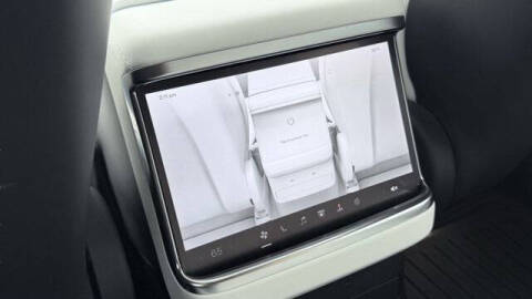 2023 Tesla Model X Standard Range