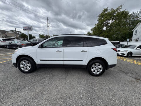 2017 Chevrolet Traverse LS
