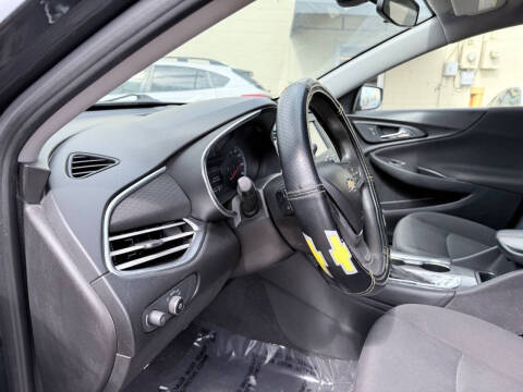 2017 Chevrolet Malibu LT