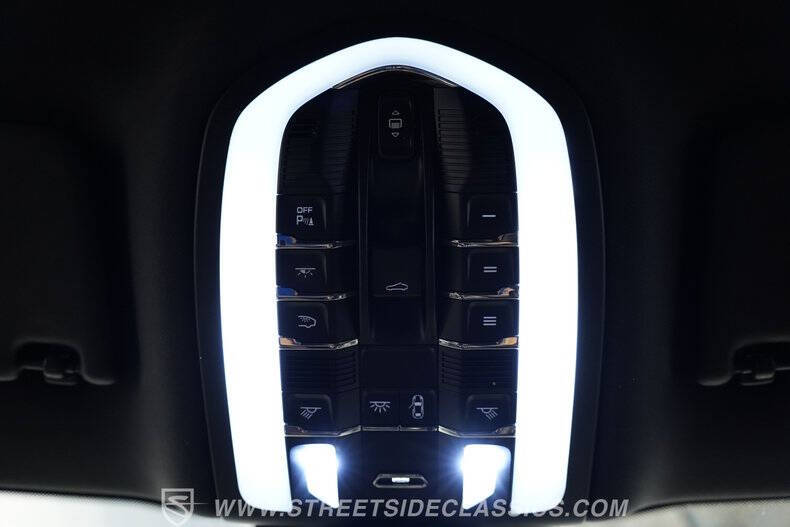 2019 Porsche Macan
