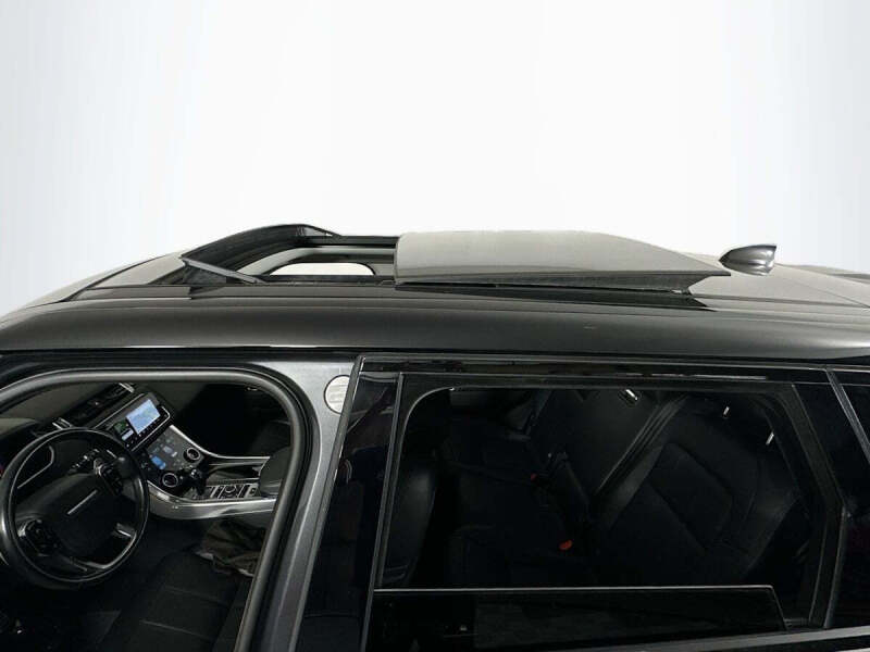 2021 Land Rover Range Rover Sport P525 Autobiography