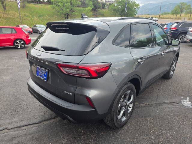 2025 Ford Escape ST-Line - Photo 8