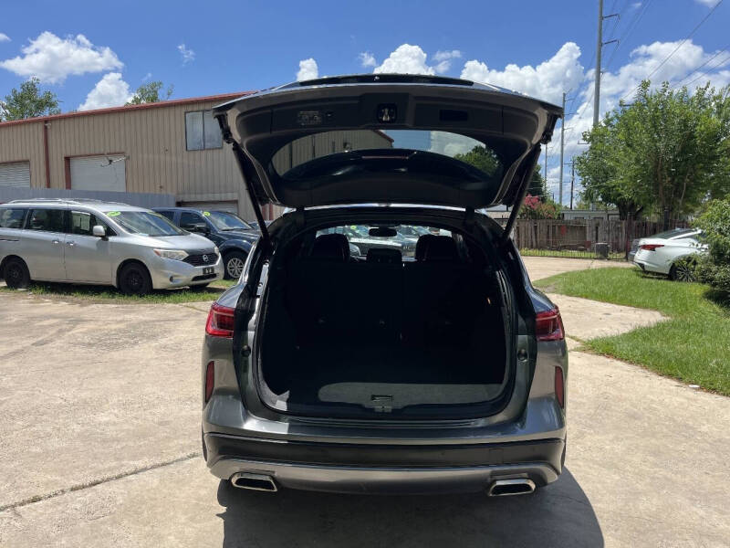 2020 Infiniti QX50 Essential