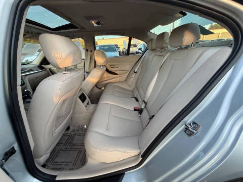 2012 BMW 3 Series 328i