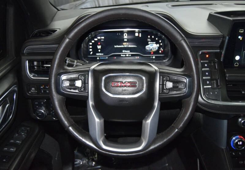 2022 GMC Yukon XL SLT