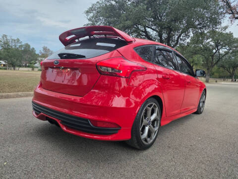 2017 Ford Focus ST