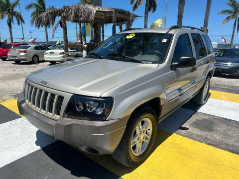 2004 Jeep Grand Cherokee for sale at D&S Auto Sales, Inc in Melbourne FL