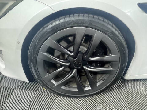 2023 Tesla Model S Standard Range