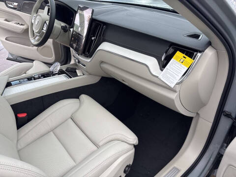 2026 Volvo XC60 T8 Ultra