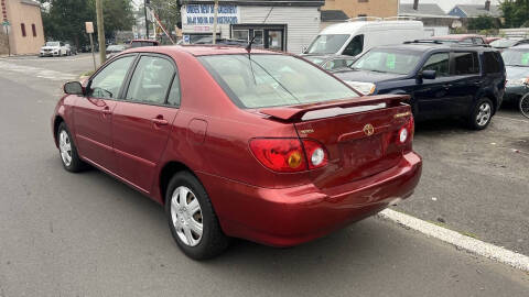 2005 Toyota Corolla LE