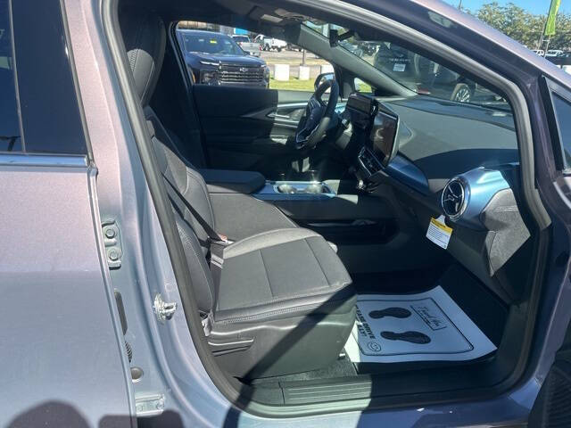 2026 Chevrolet Equinox EV LT 2