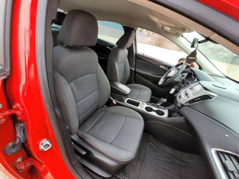 2018 Chevrolet Cruze LS Auto