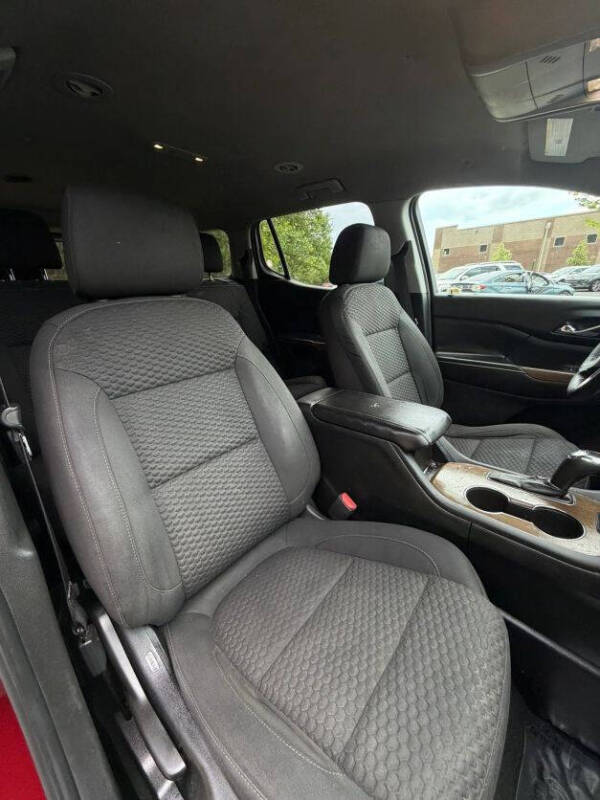 2017 GMC Acadia SLE-1