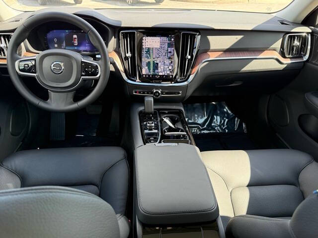 2024 Volvo S60 Recharge 15