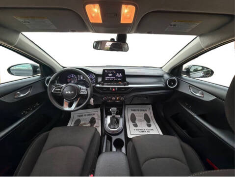 2023 Kia Forte LX
