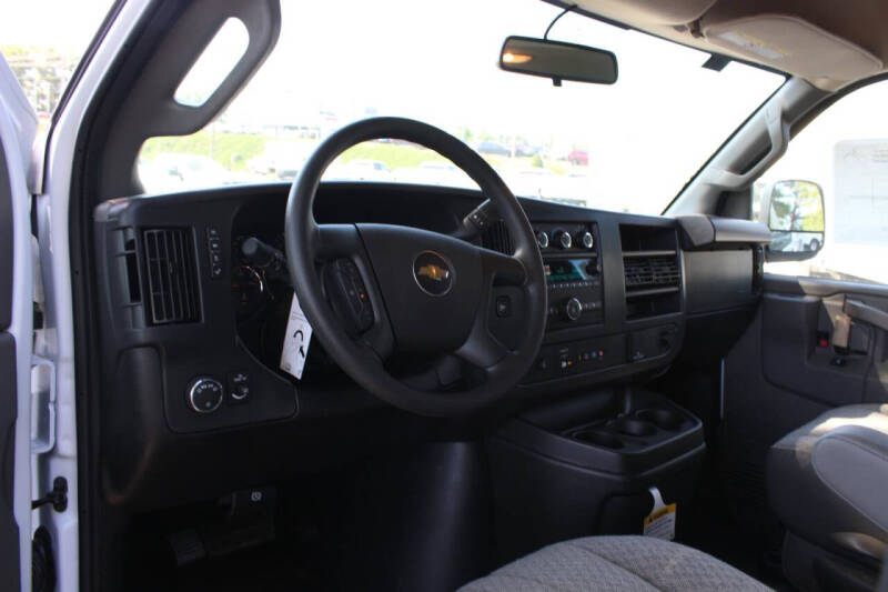 2026 Chevrolet Express 2500