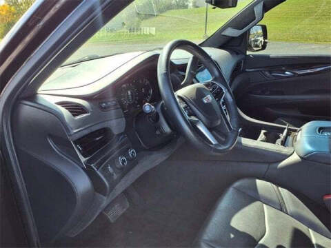 2020 Cadillac Escalade Platinum