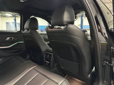 2023 BMW 3 Series 330e