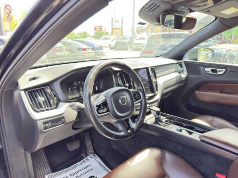 2018 Volvo XC60 T5 Momentum
