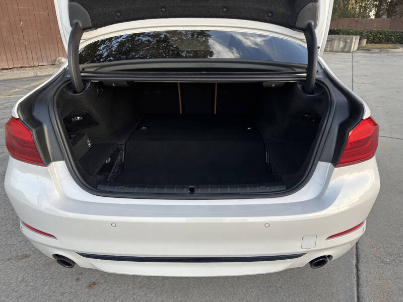 2018 BMW 5 Series 530e iPerformance