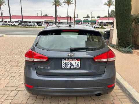 2016 Kia Forte5 EX