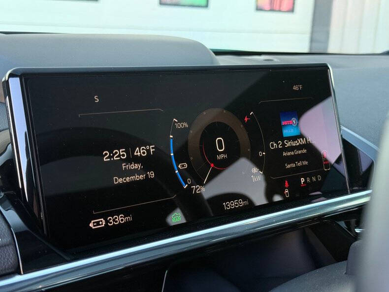 2025 GMC Sierra EV Denali