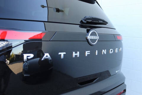 2022 Nissan Pathfinder S