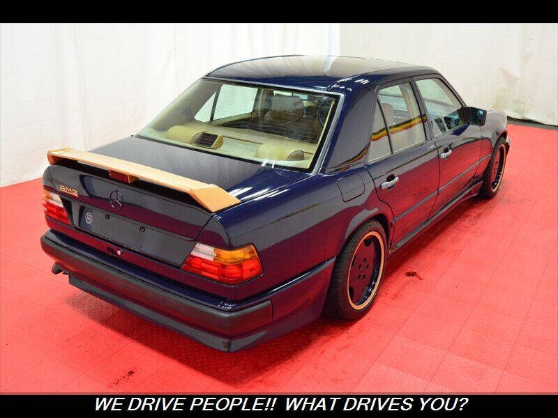 1987 Mercedes-Benz 300-Class 300 E