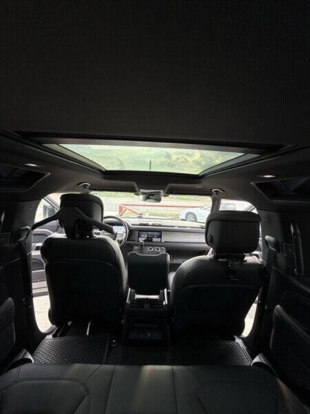 2023 Land Rover Defender 90 S