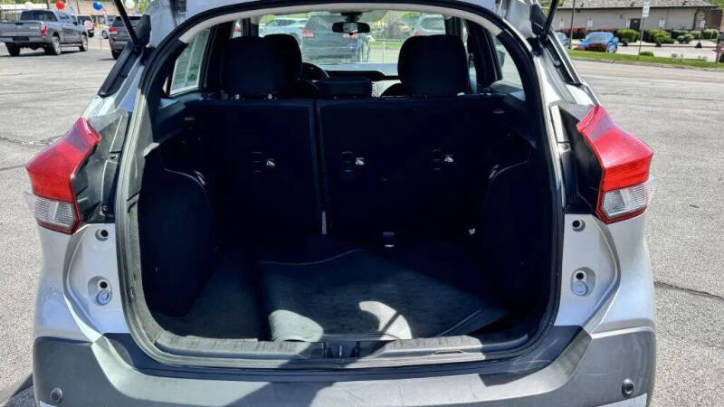 2020 Nissan Kicks S