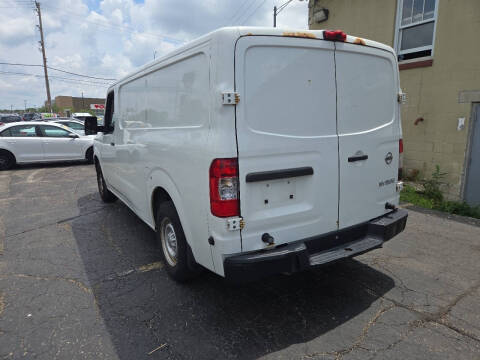 2016 Nissan NV 1500 S
