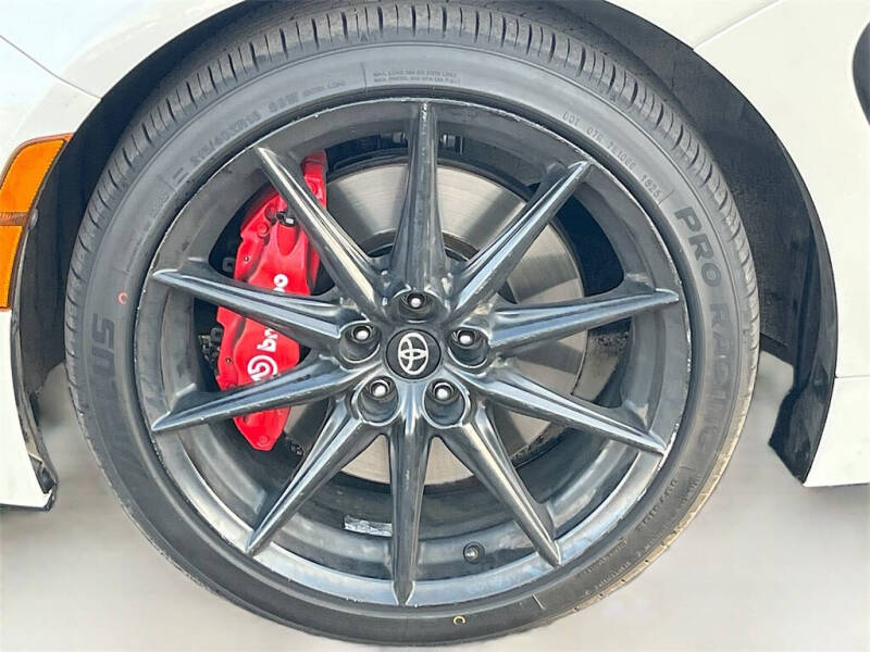 2025 Toyota GR86 Premium