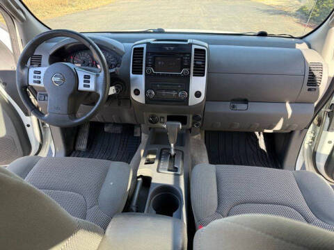 2015 Nissan Frontier SV