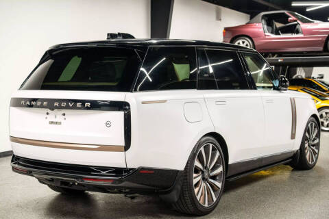 2024 Land Rover Range Rover P615 SV LWB