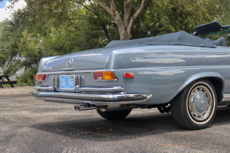 1970 Mercedes-Benz 280-Class